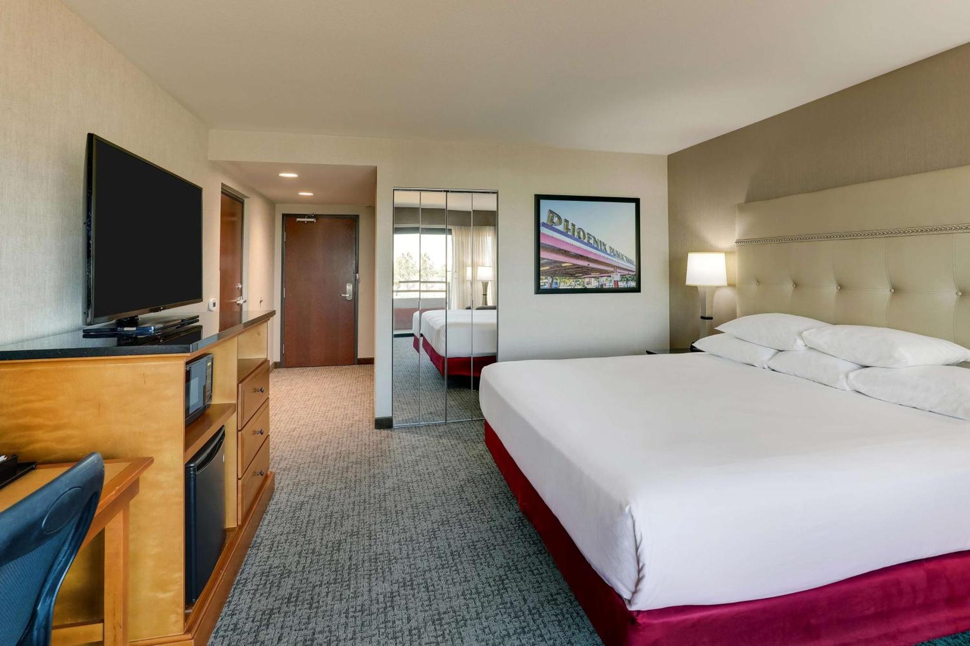 Drury Inn & Suites Phoenix Airport ภายนอก รูปภาพ