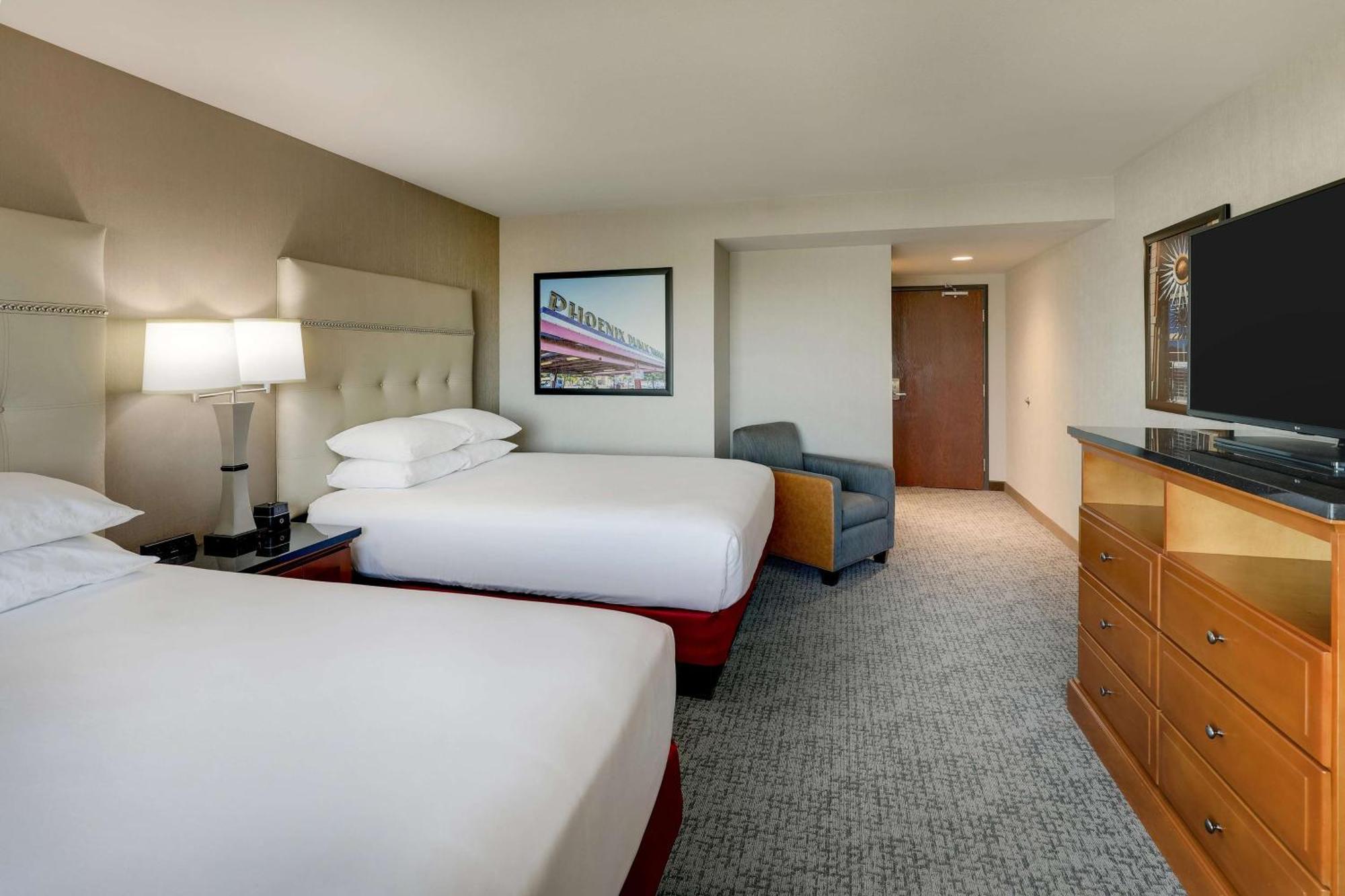 Drury Inn & Suites Phoenix Airport ภายนอก รูปภาพ